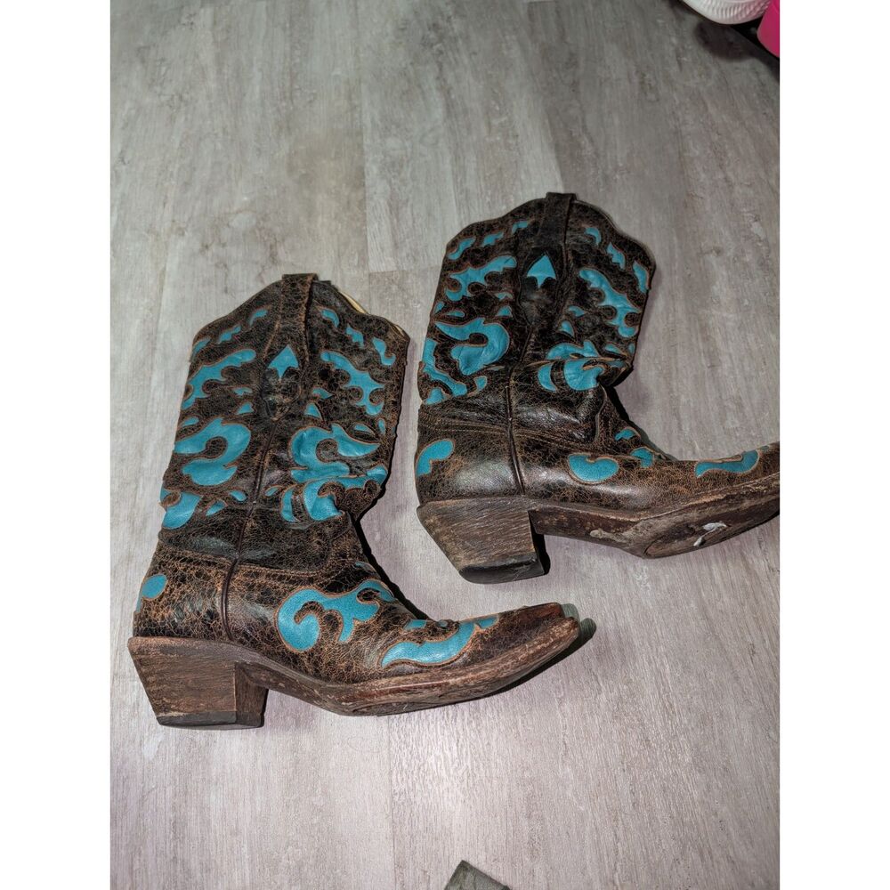boots - Picture 1 of 5